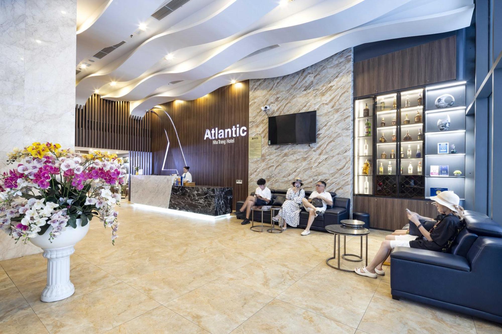 Atlantic Nha Trang Hotel Exteriör bild